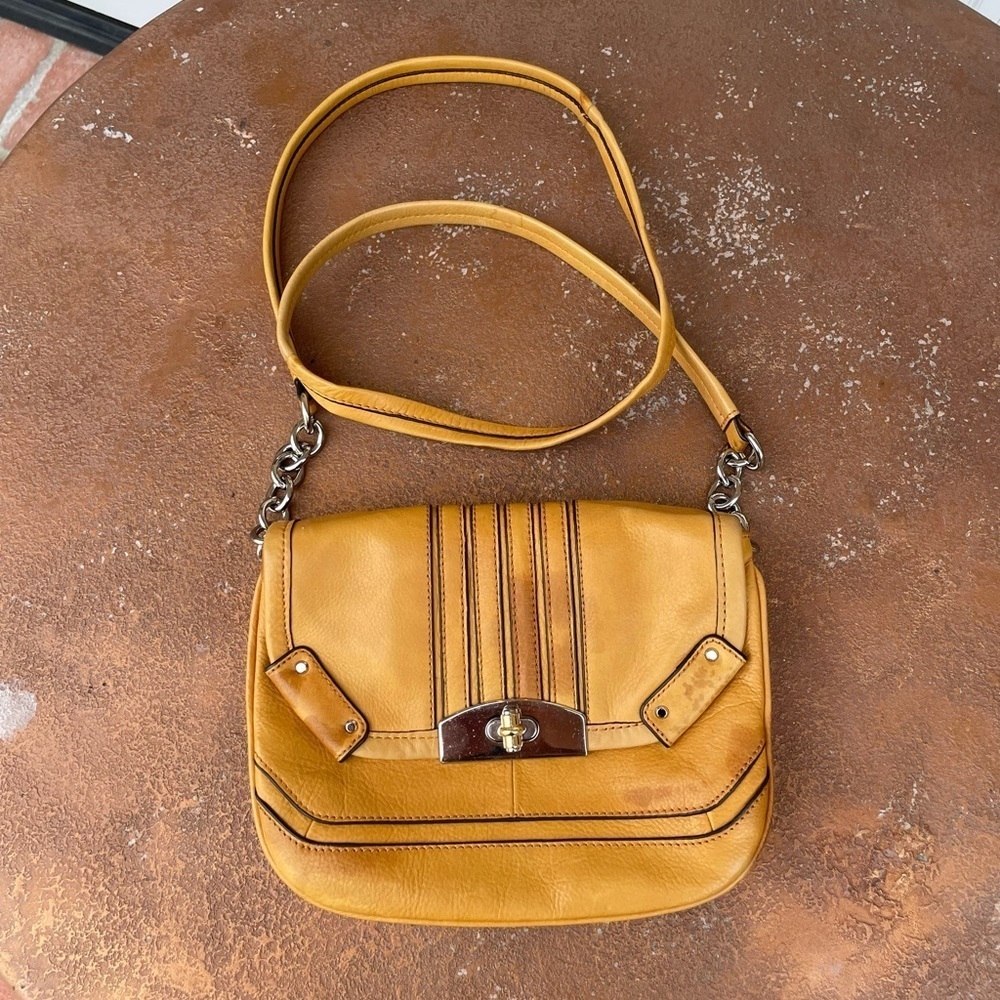 Beautiful B makowsky mustard leather crossbody handbag